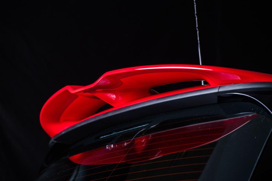 Детали экстерьера Mini John Cooper Works (F56) 2018 года  (SG) (фото 2 из 19)